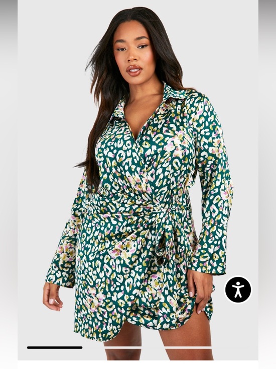 Boohoo Dresses & Skirts - Boohoo Teal Green Floral-Leopard Print Wrap Dress